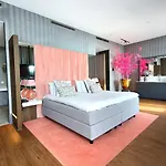 Hotel Der Valk Den Haag 4*