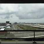Hotel Der Valk Den Haag 4*
