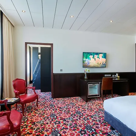 호텔 Der Valk Den Haag 4*