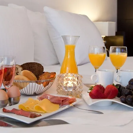 호텔 Der Valk Den Haag 4*