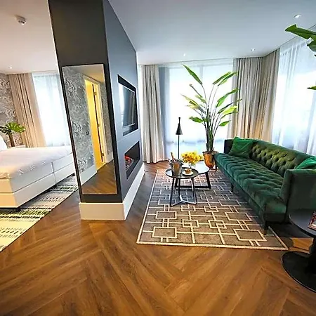 Hotel Der Valk Den Haag 4*