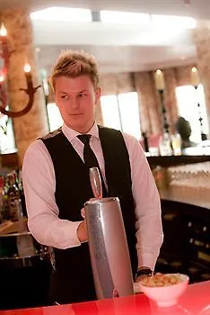 Szálloda Der Valk Den Haag 4*