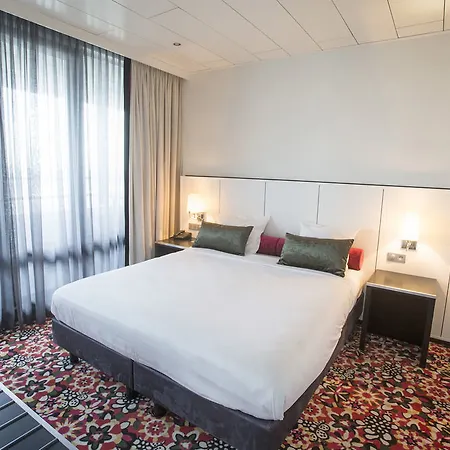 호텔 Der Valk Den Haag 4*