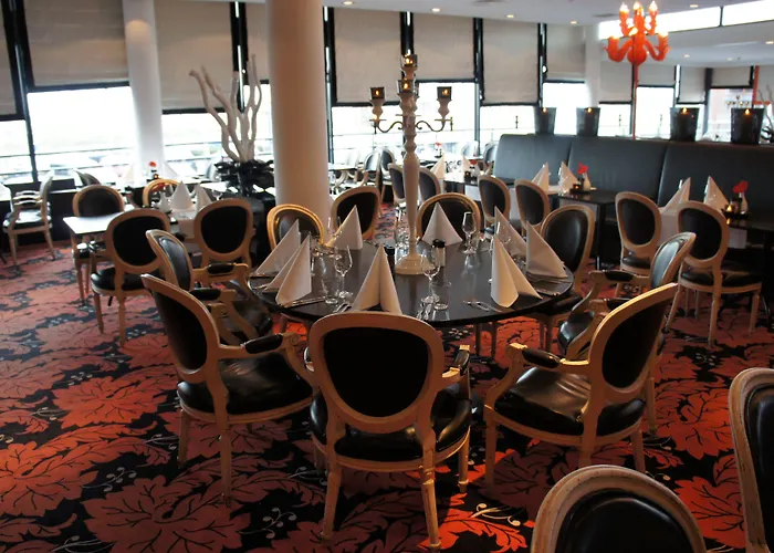 Hotel Der Valk Den Haag 4*