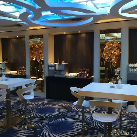 Hotel Der Valk Den Haag 4*